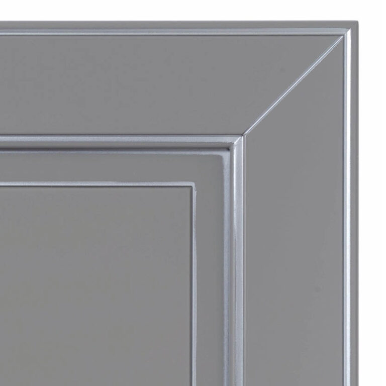 Grigio fumo filo argento