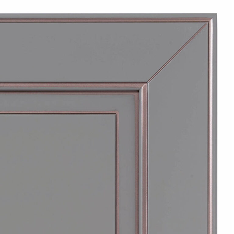 Grigio fumo filo bronzo
